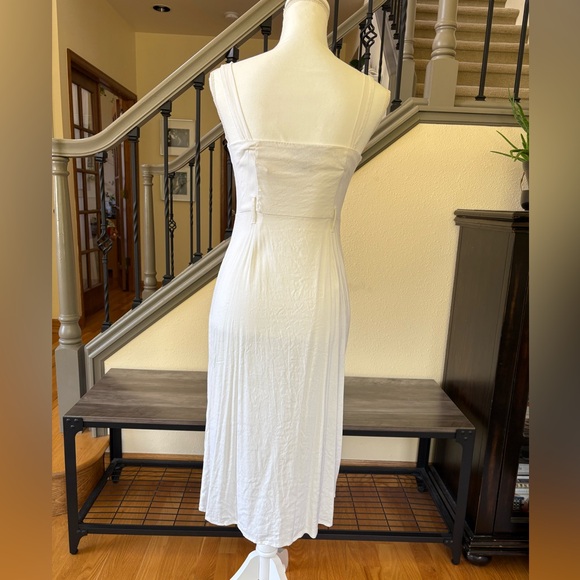 Forever 21 Elegant White Button-Down Dress Size Small - Picture 6 of 13